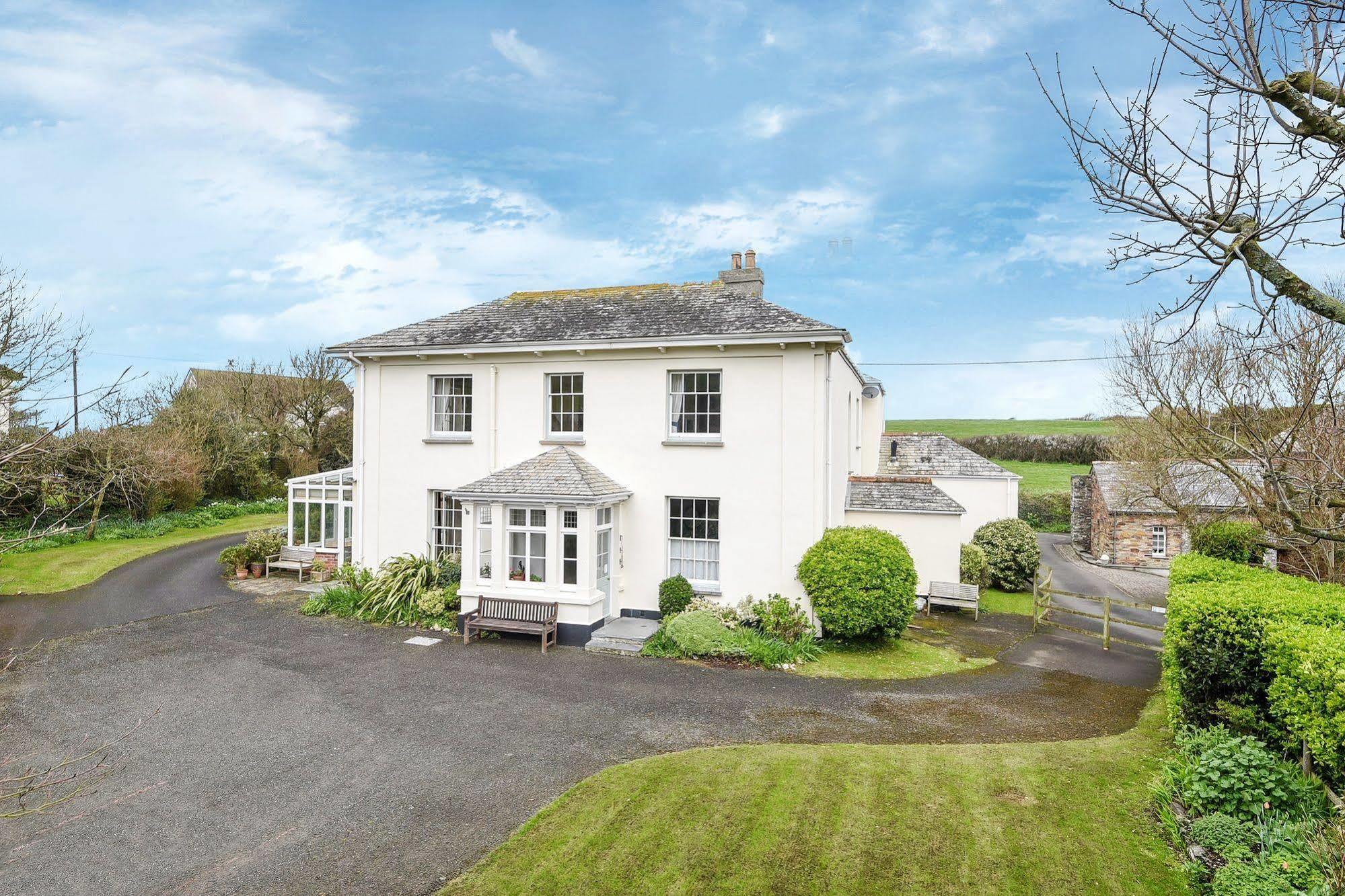 The Old Parsonage Bed & Breakfast Boscastle Exterior photo